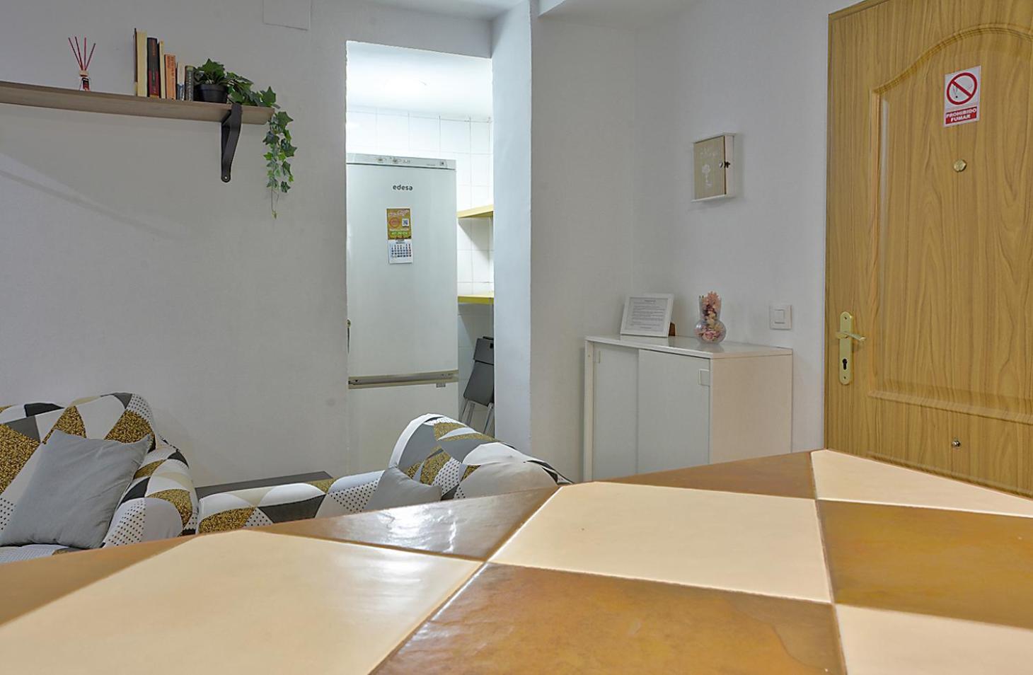 Muralla Apartment Seville